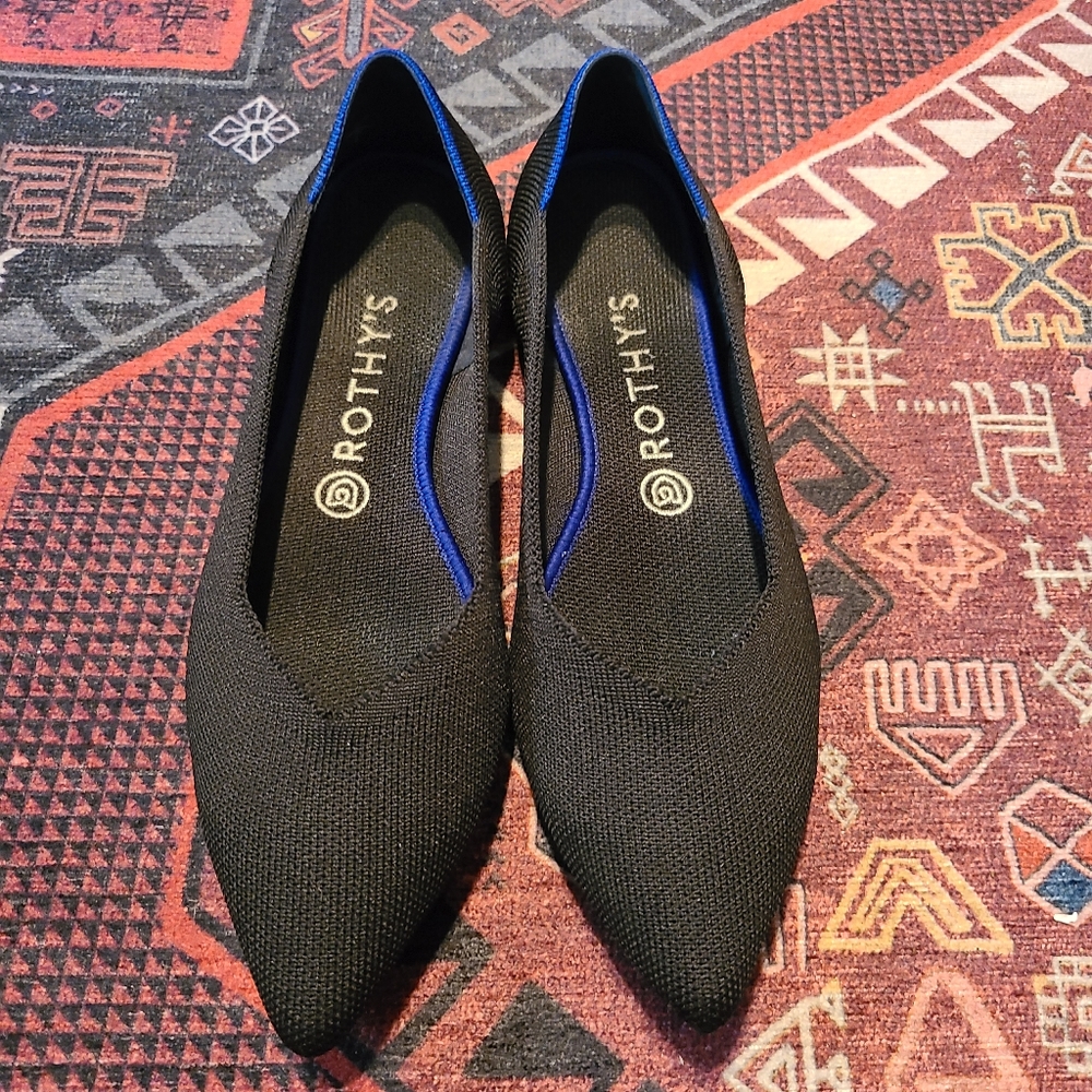 Rothy's pointed flat shoe, black, worn once